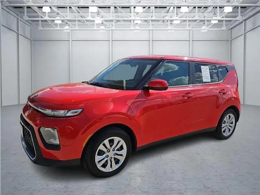 2020 Kia Soul LX photo 1