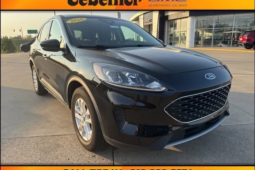 2020 Ford Escape SE photo 1