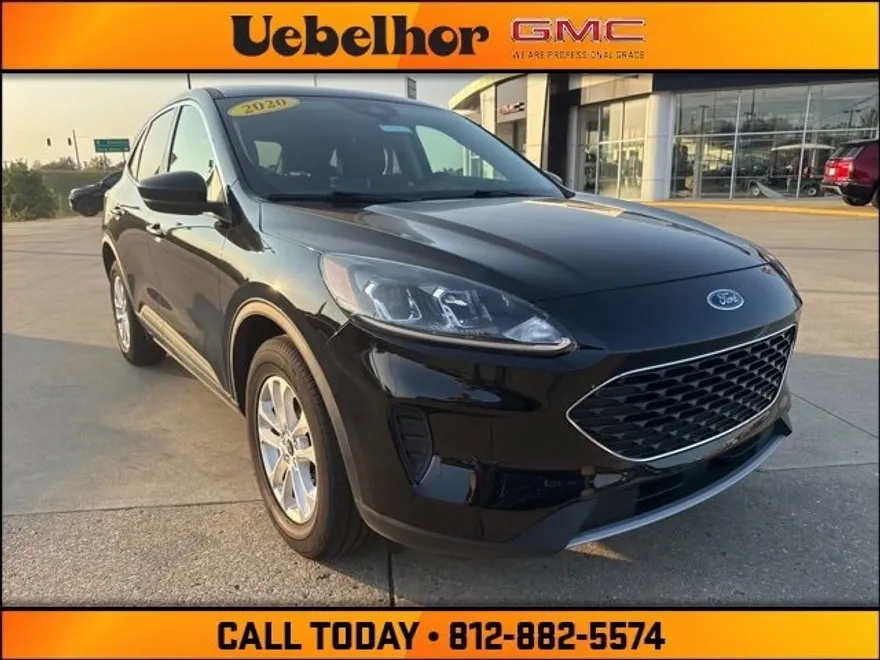 2020 Ford Escape SE photo 1