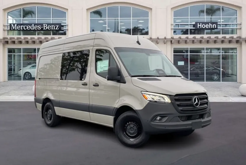 2025 Mercedes Benz Sprinter photo 1