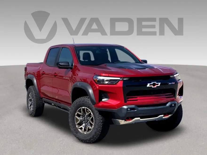 2024 Chevrolet Colorado ZR2 photo 1