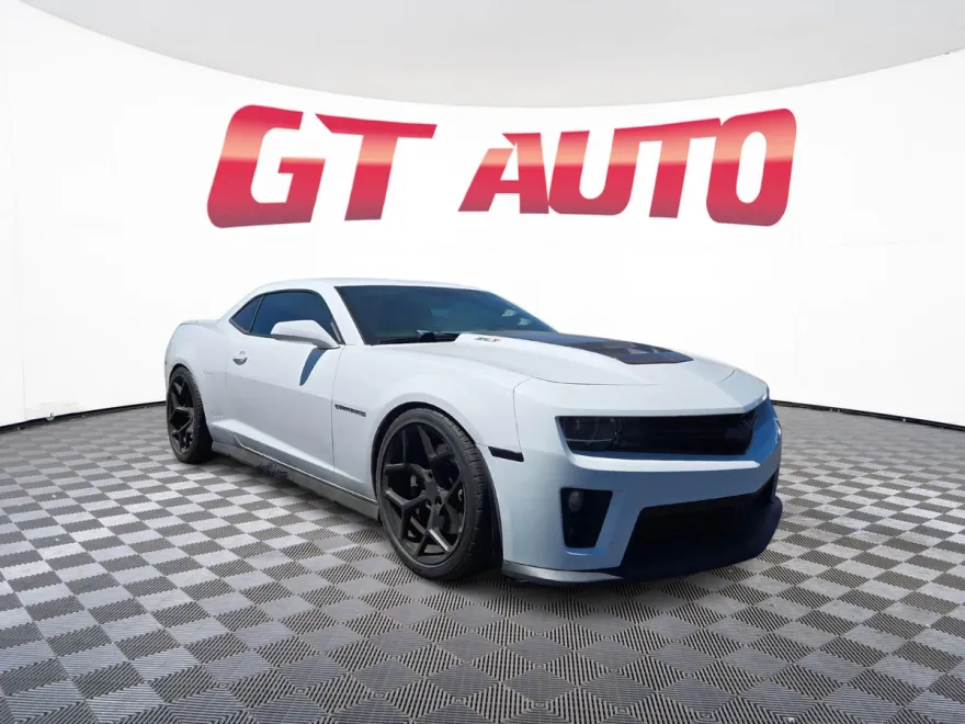 2013 Chevrolet Camaro ZL1 photo 1