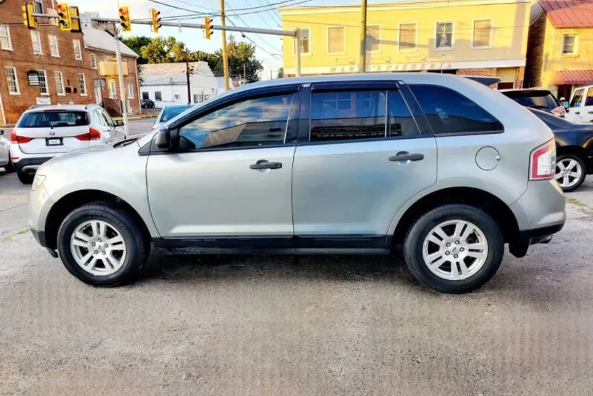 2007 Ford Edge SE photo 1