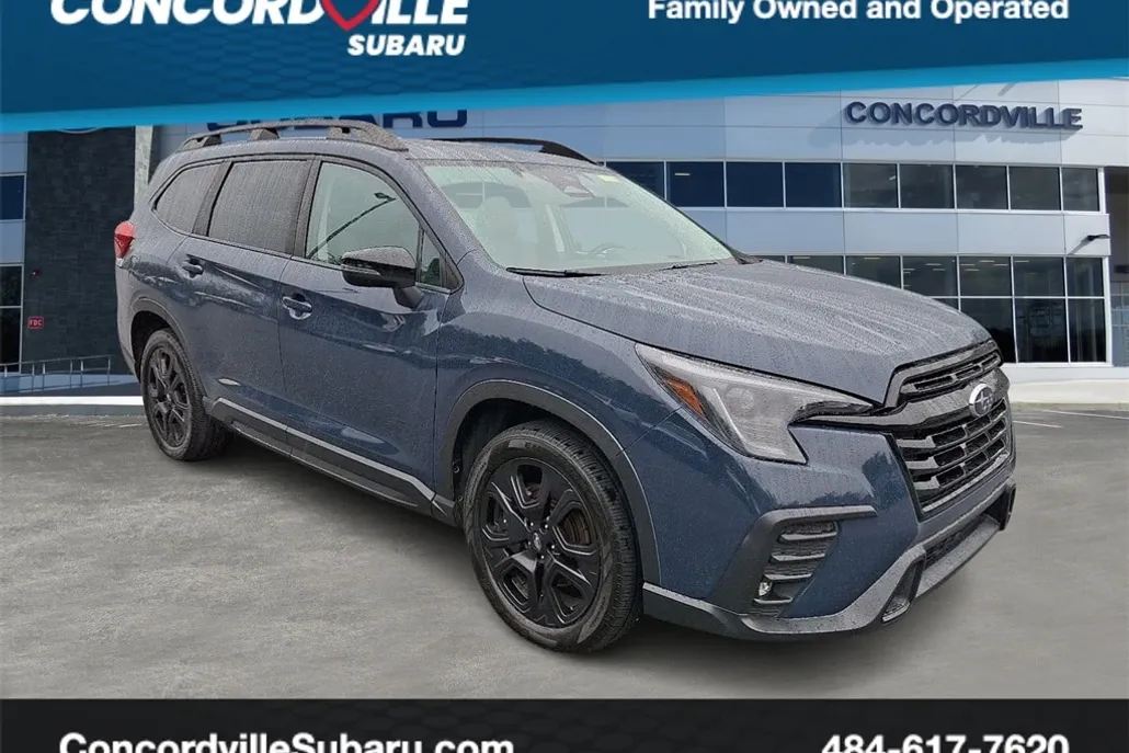 2023 Subaru Ascent Onyx Edition photo 1