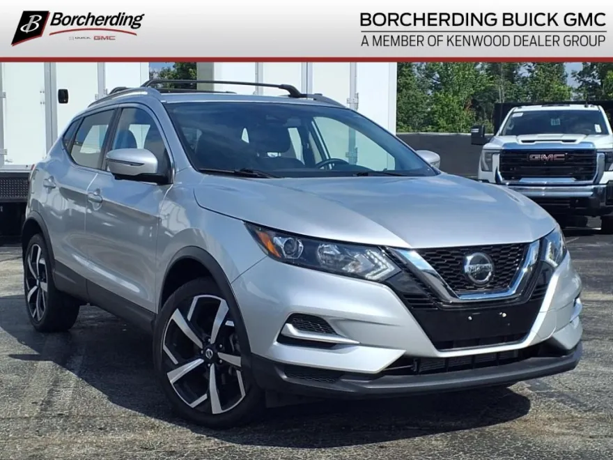 2022 Nissan Rogue Sport SL photo 1