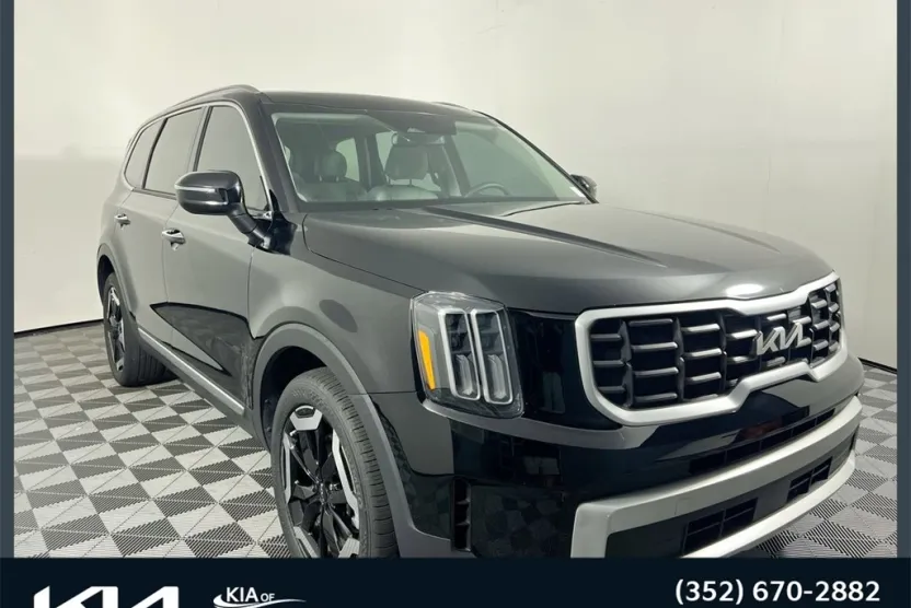 2025 Kia Telluride S photo 1