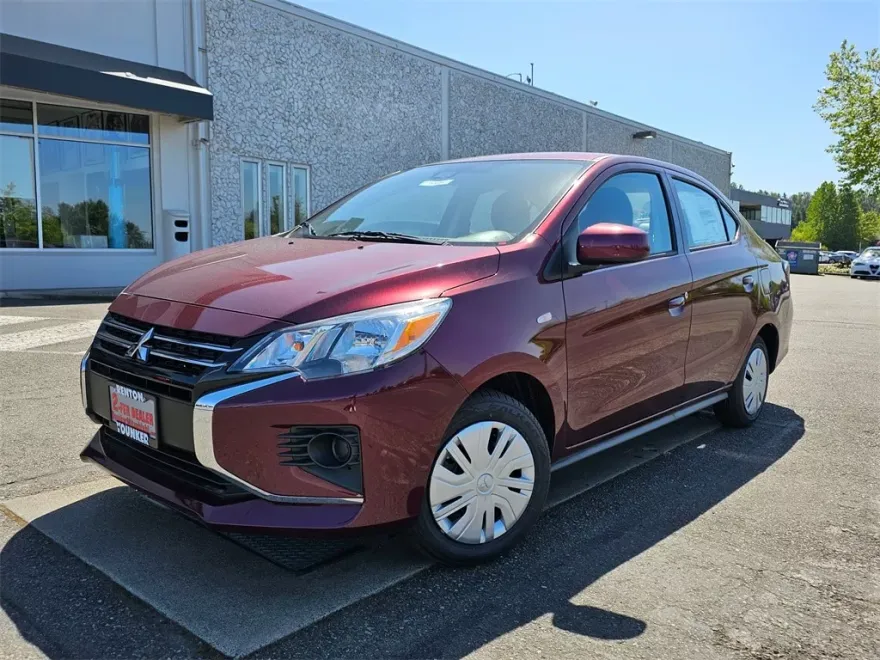 2024 Mitsubishi Mirage G4 ES photo 1