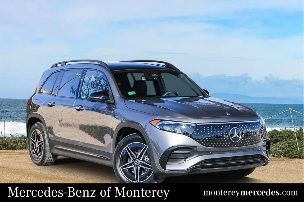 2025 Mercedes Benz EQB 300 4MATIC photo 1