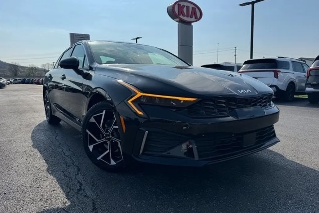 2025 Kia K5 EX photo 1