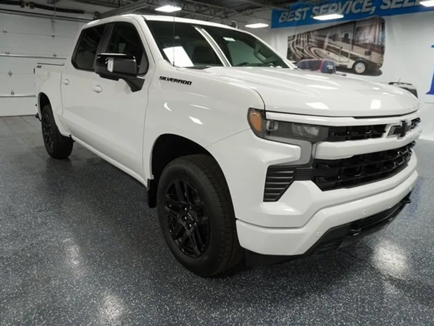 2026 Chevrolet Silverado 1500 RST photo 1