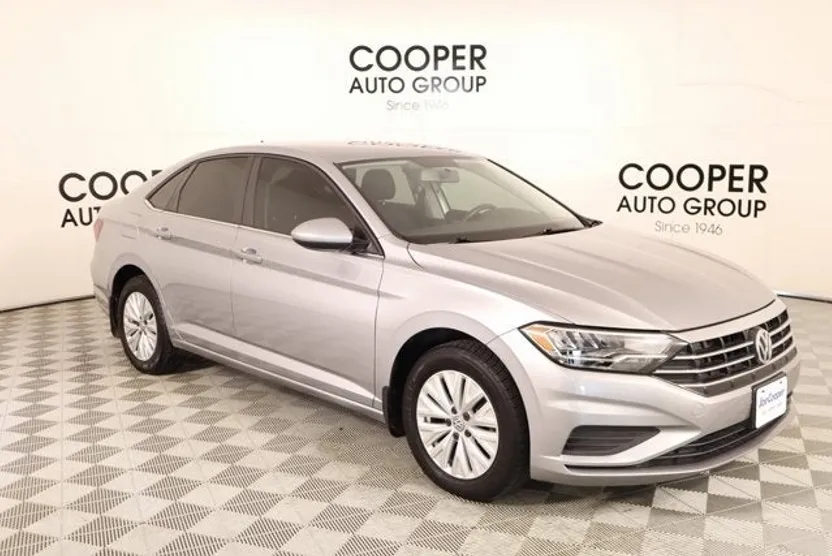 2020 Volkswagen Jetta Base photo 1