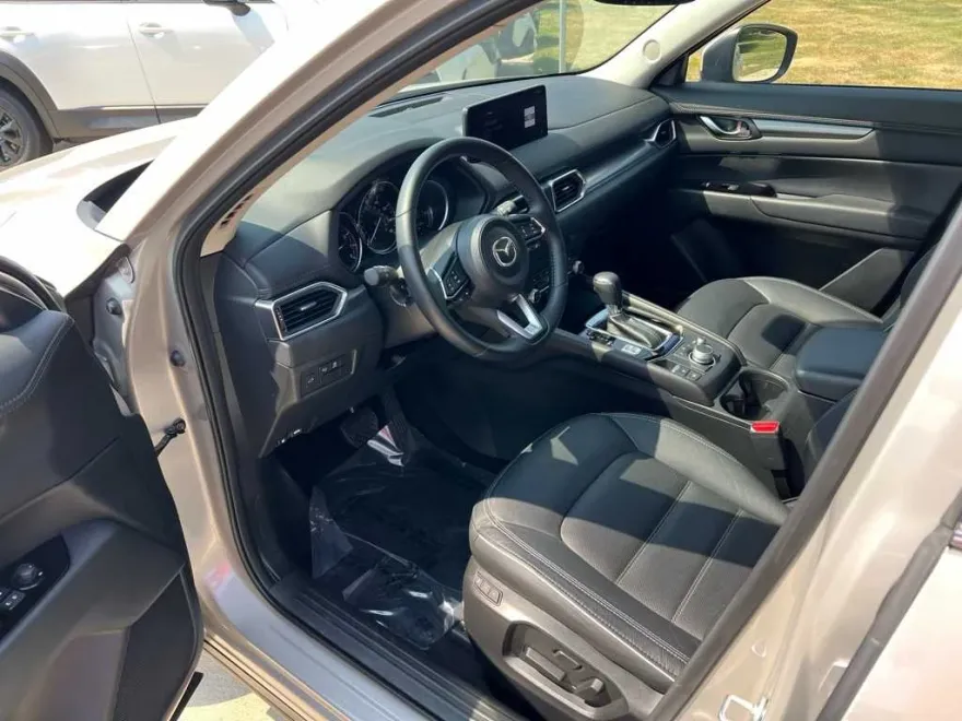 2025 Mazda CX-5 2.5 S Preferred photo 1