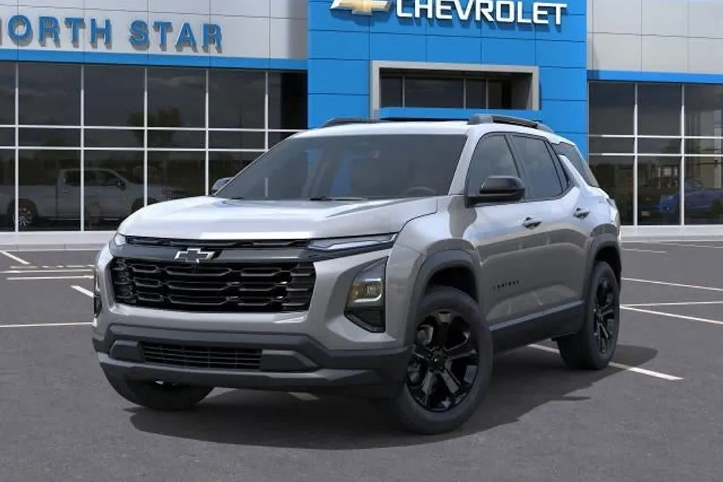 2026 Chevrolet Equinox LT photo 1