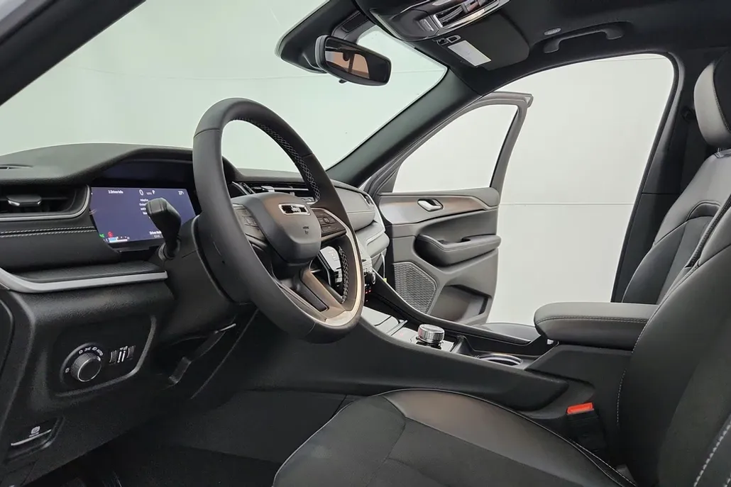 2025 Jeep Grand Cherokee Altitude X photo 5