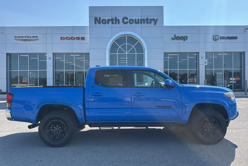 2020 Toyota Tacoma SR5 4x4 photo 1