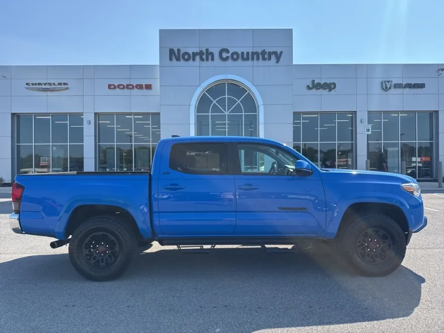 2020 Toyota Tacoma SR5 4x4 photo 1