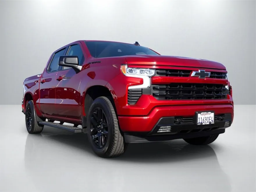 2025 Chevrolet Silverado 1500 RST photo 1
