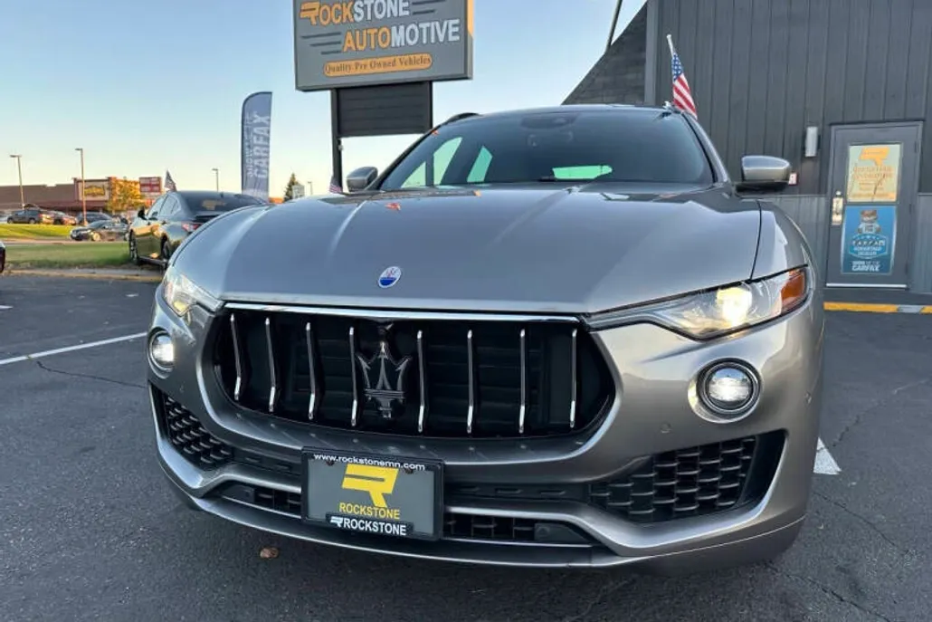 2019 Maserati Levante photo 1