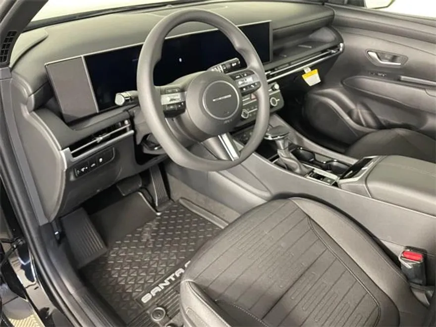 2025 Hyundai Santa Cruz SE photo 1