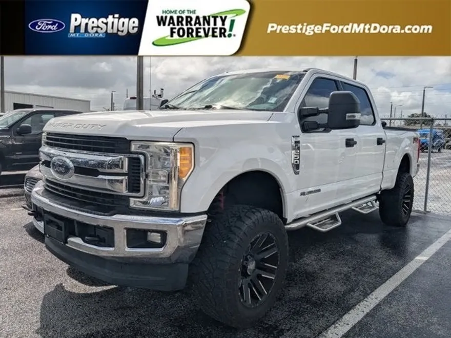 2017 Ford F-250 photo 1