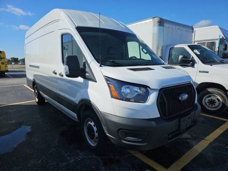 2021 Ford Transit Cargo Van photo 1