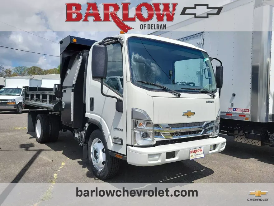 2024 Chevrolet Silverado 4500HD photo 1