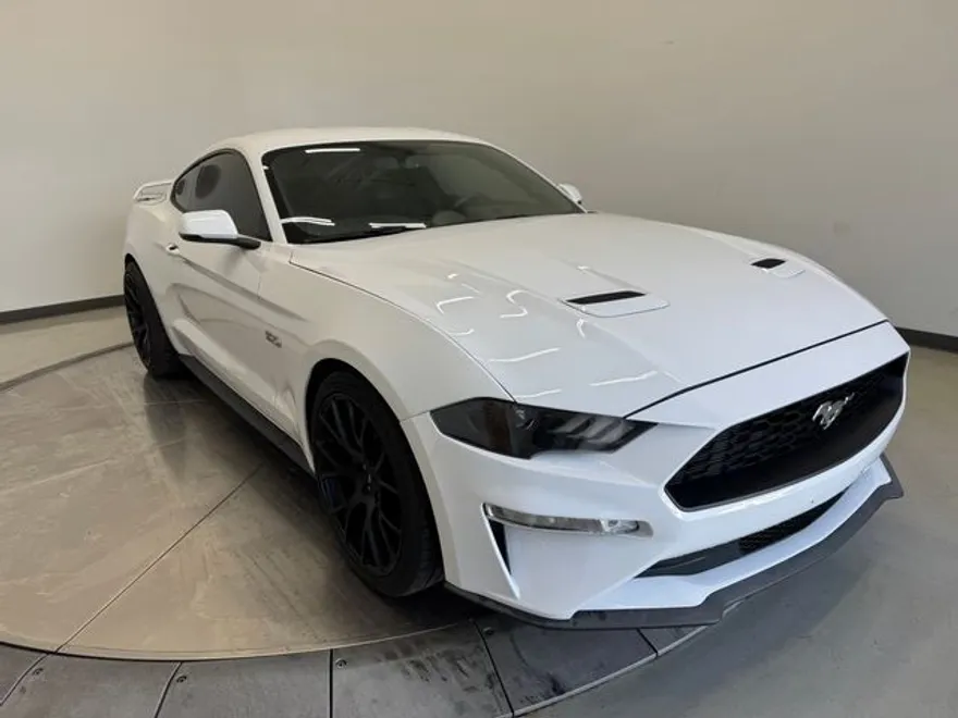 2020 Ford Mustang GT Premium photo 1
