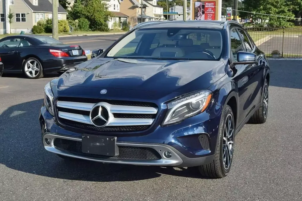2017 Mercedes Benz GLA 250 4MATIC photo 1