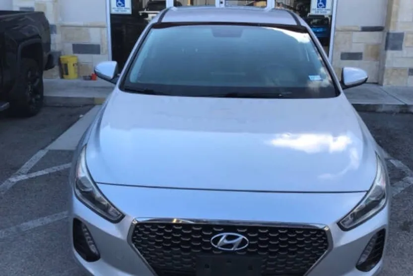 2018 Hyundai Elantra GT photo 1