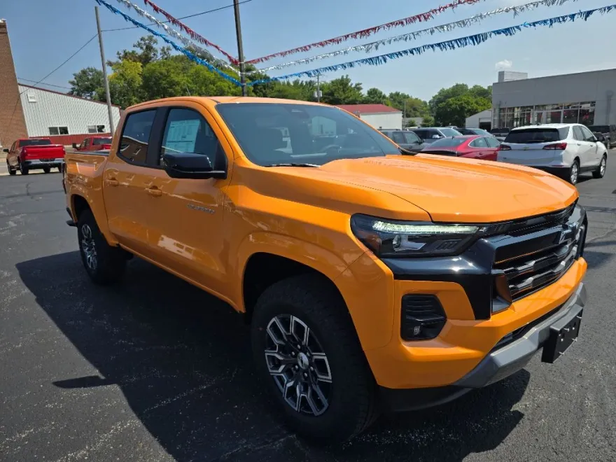 2026 Chevrolet Colorado Z71 photo 1