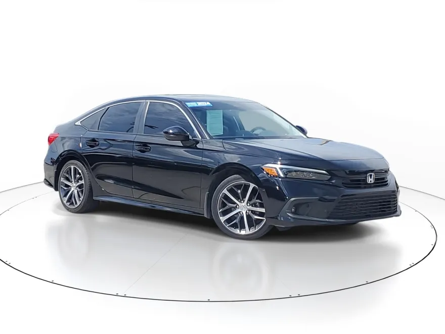 2024 Honda Civic Touring photo 1
