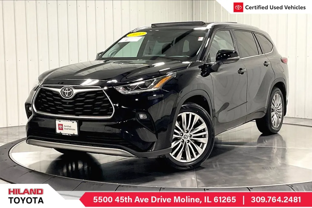 2022 Toyota Highlander Platinum photo 1