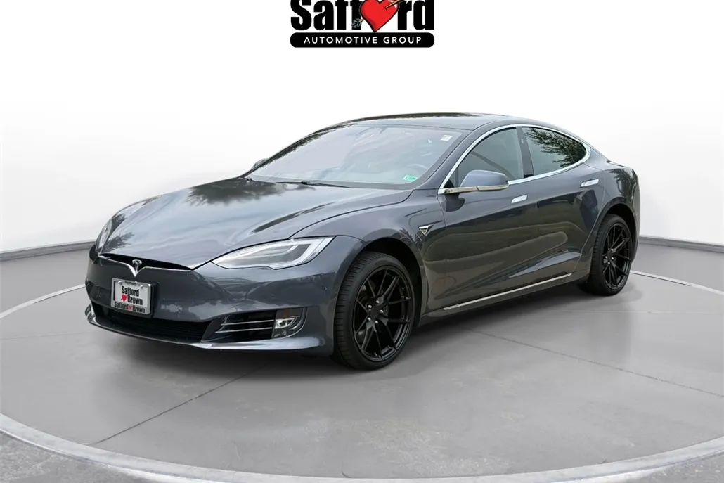 2021 Tesla Model S Long Range photo 1