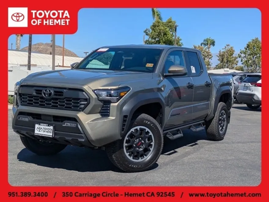 2025 Toyota Tacoma TRD Off-Road photo 1