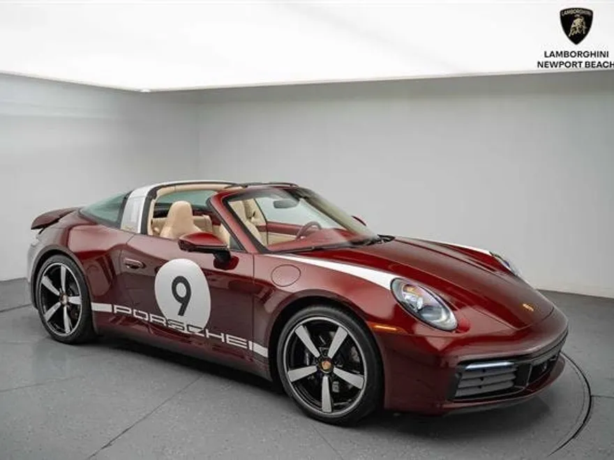 2021 Porsche 911 Targa GTS 4S photo 1