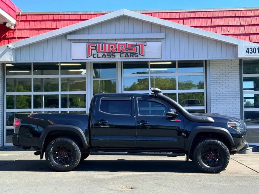 2019 Toyota Tacoma TRD Pro photo 1