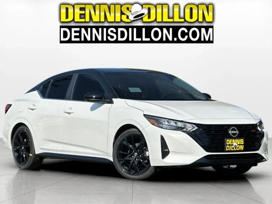 2025 Nissan Sentra SR photo 1