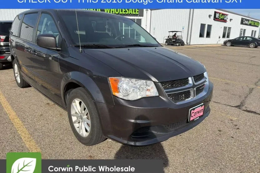 2016 Dodge Grand Caravan SXT photo 1