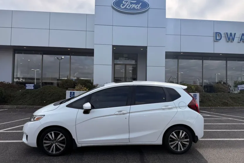 2016 Honda Fit EX photo 1