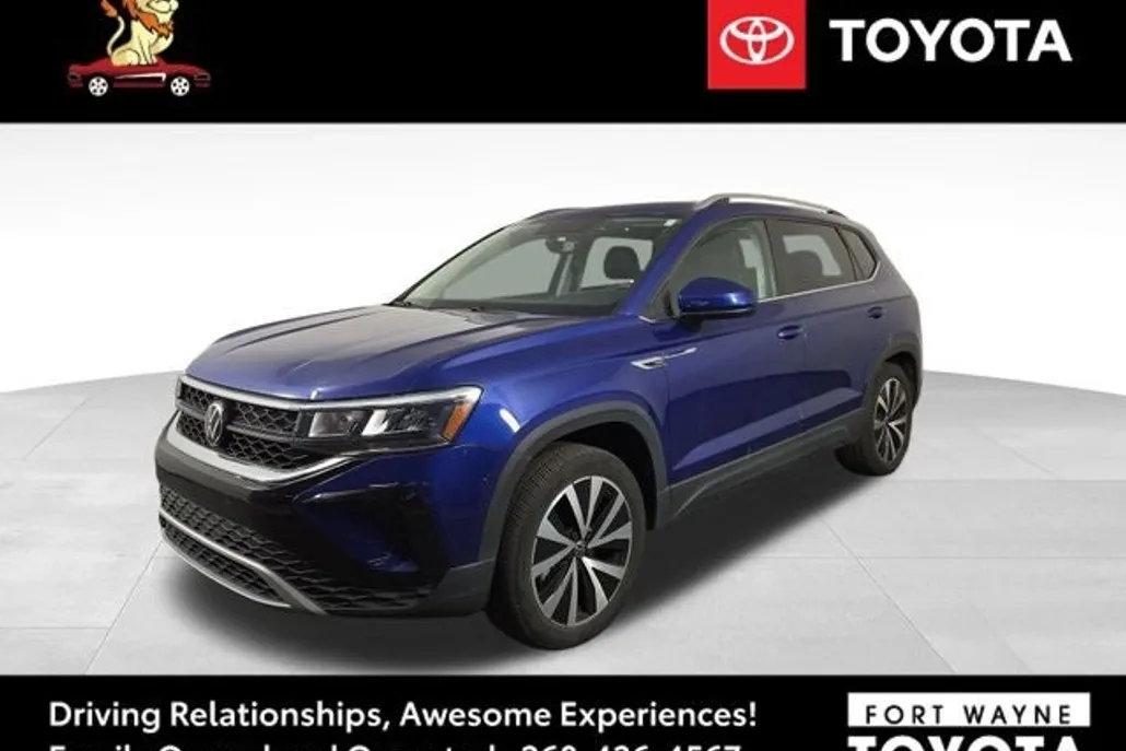 2022 Volkswagen Taos SE photo 1