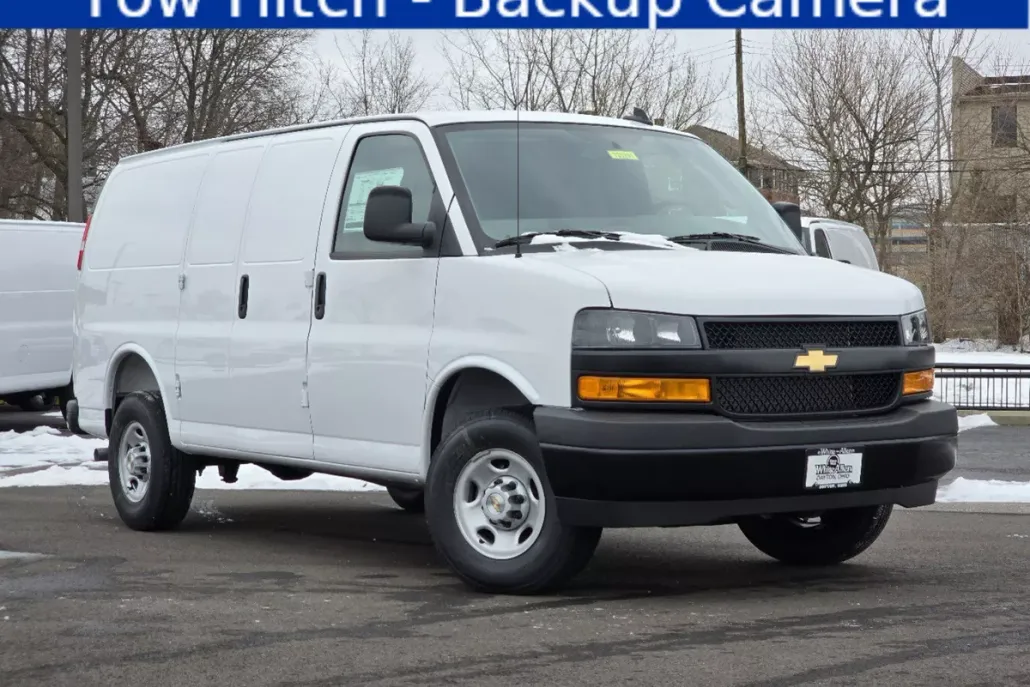 2025 Chevrolet Express Cargo Van photo 1