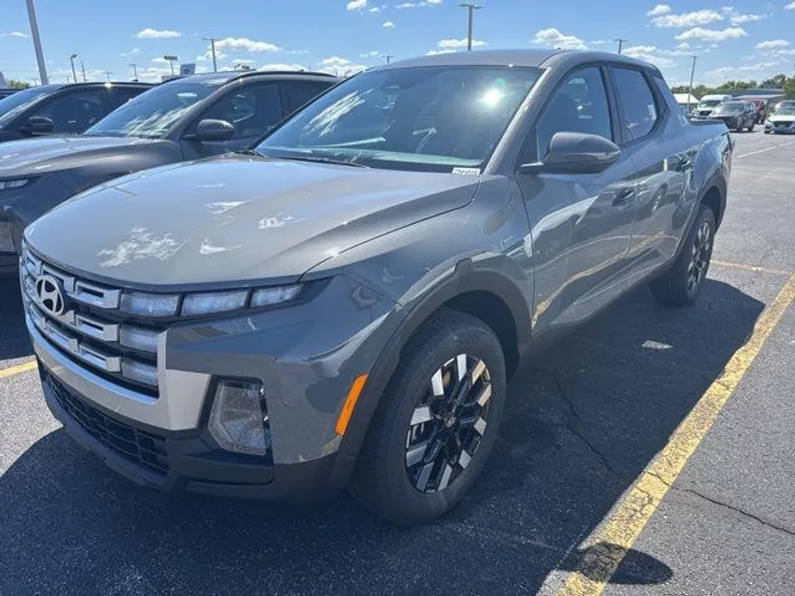 2026 Hyundai Santa Cruz SE photo 1