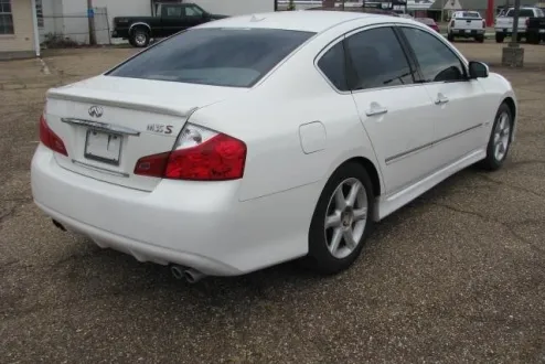 2009 Infiniti M35 photo 2