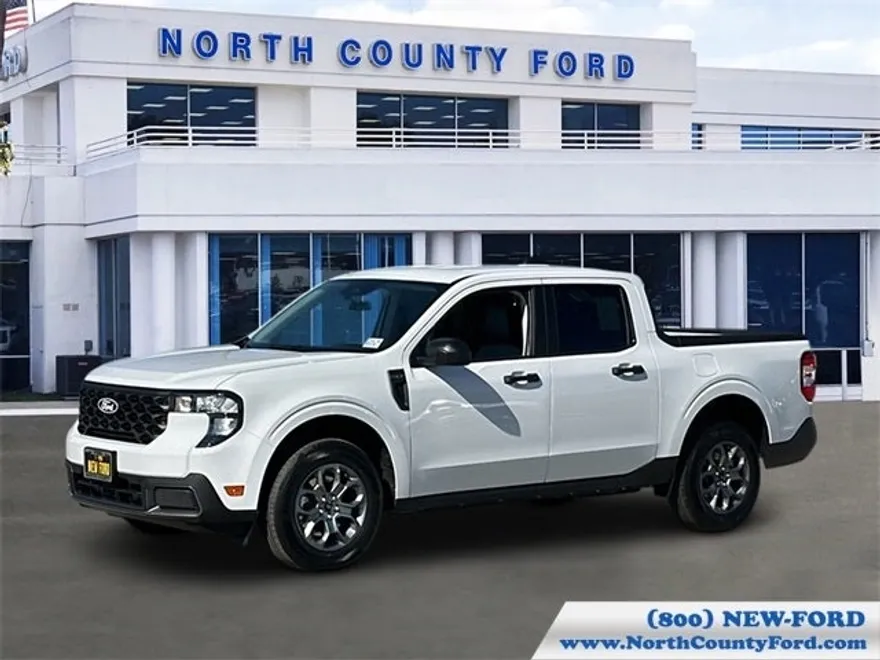 2025 Ford Maverick XLT photo 1