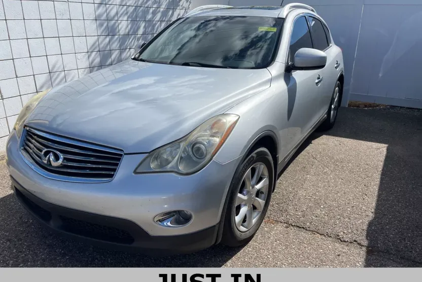 2010 Infiniti EX35 Journey photo 1