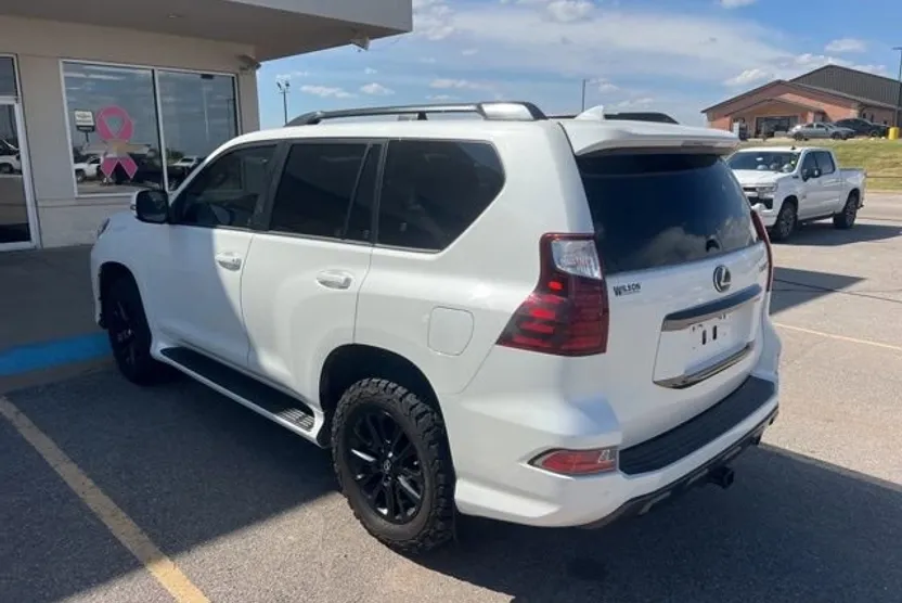 2022 Lexus GX 460 photo 1