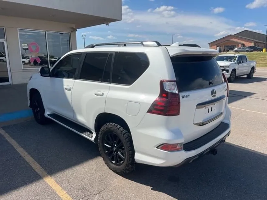 2022 Lexus GX 460 photo 1