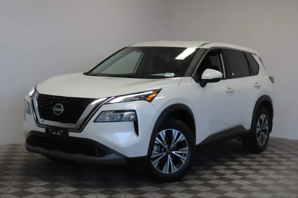 2023 Nissan Rogue SV photo 1