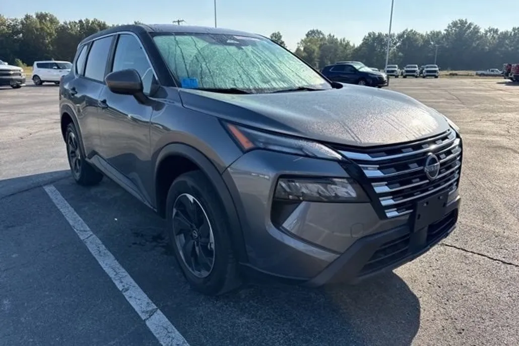 2024 Nissan Rogue SV photo 1