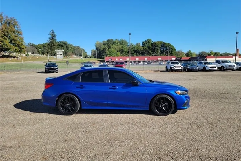 2024 Honda Civic Sport photo 1